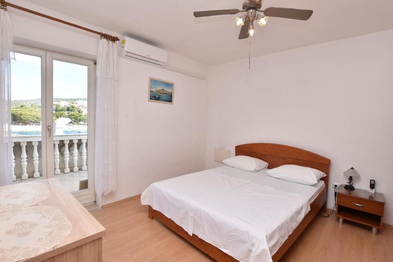 Apartments And Rooms Jakov Primošten Екстериор снимка