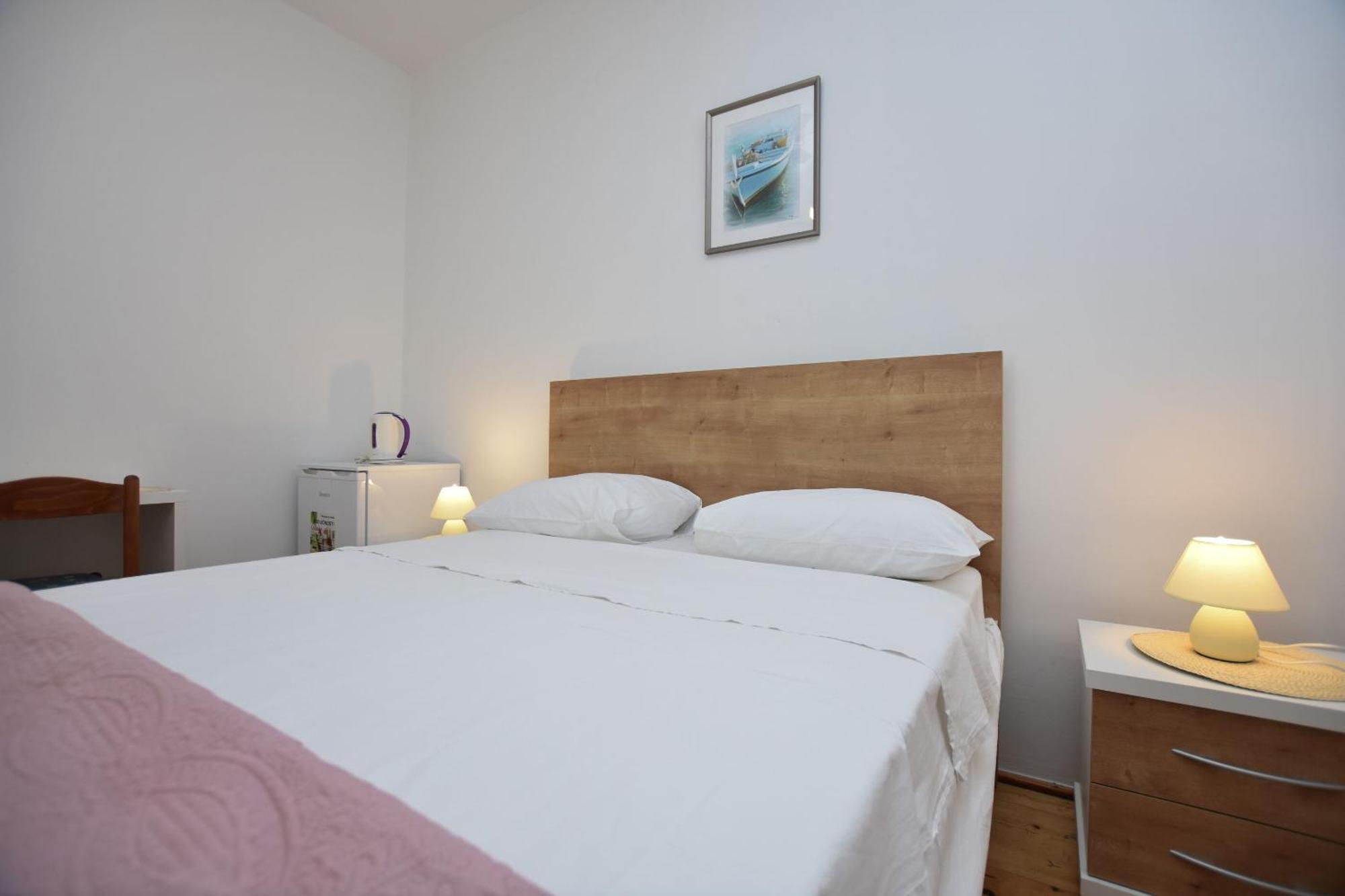 Apartments And Rooms Jakov Primošten Стая снимка
