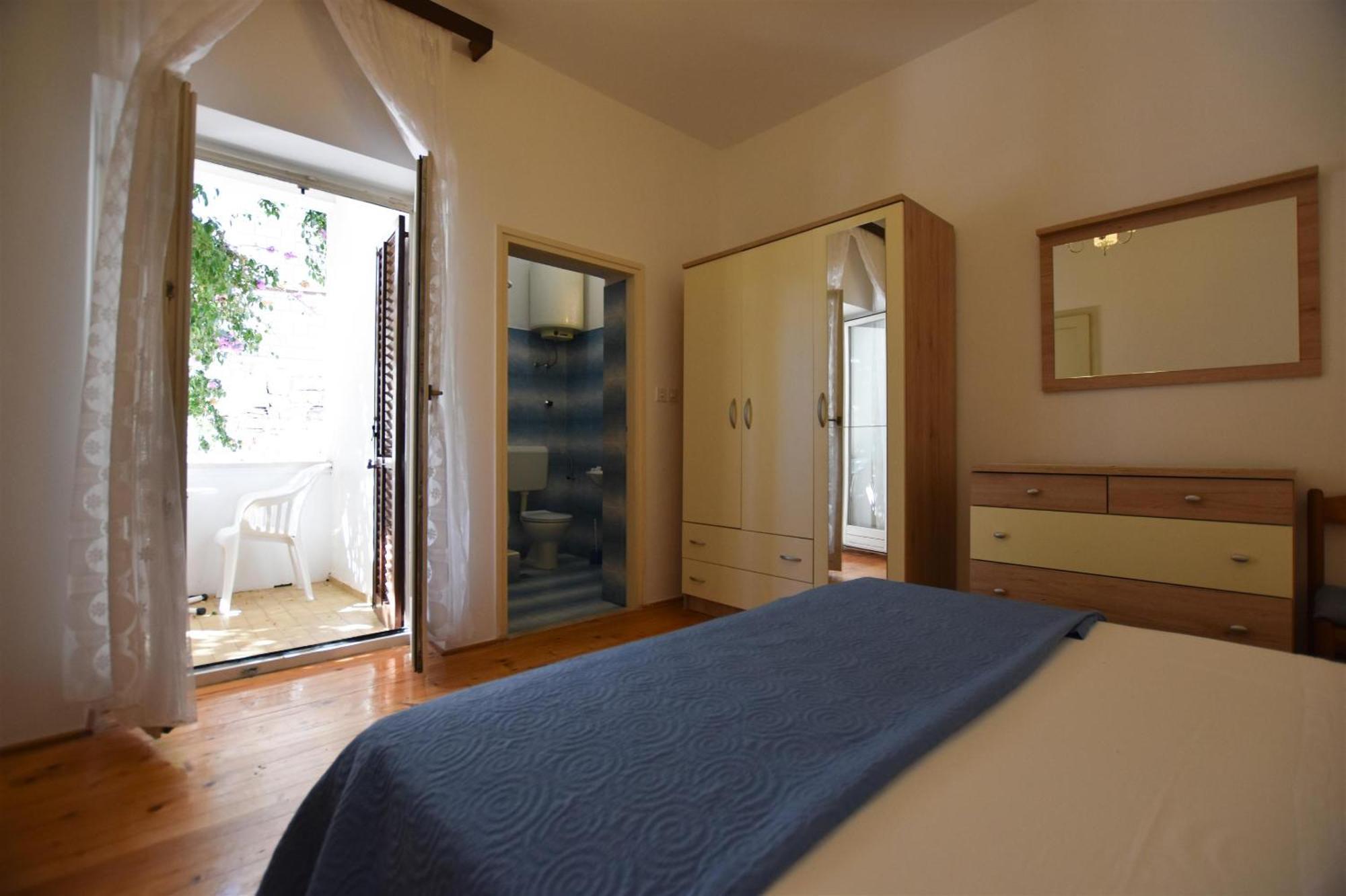 Apartments And Rooms Jakov Primošten Стая снимка