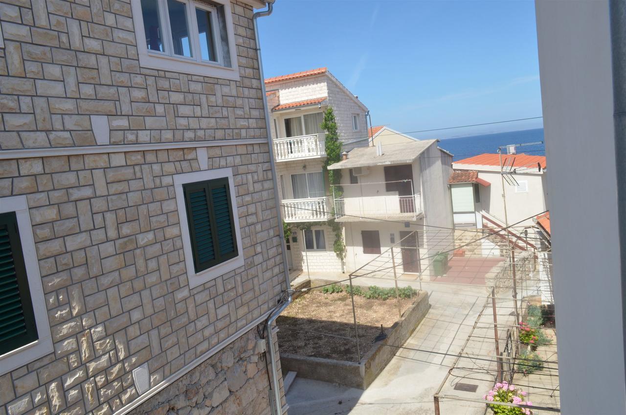 Apartments And Rooms Jakov Primošten Екстериор снимка