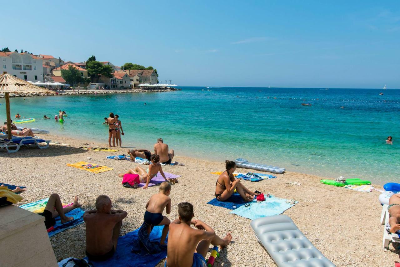 Apartments And Rooms Jakov Primošten Екстериор снимка