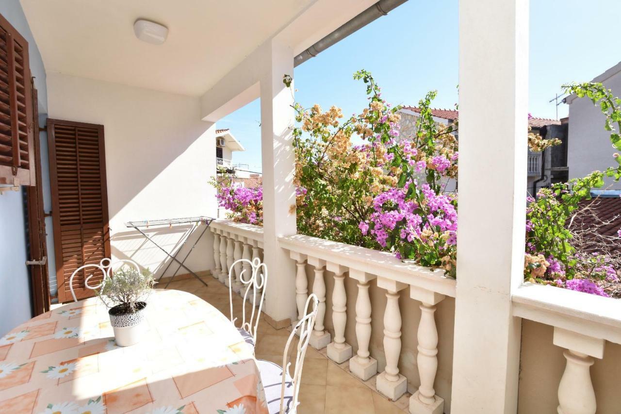 Apartments And Rooms Jakov Primošten Екстериор снимка