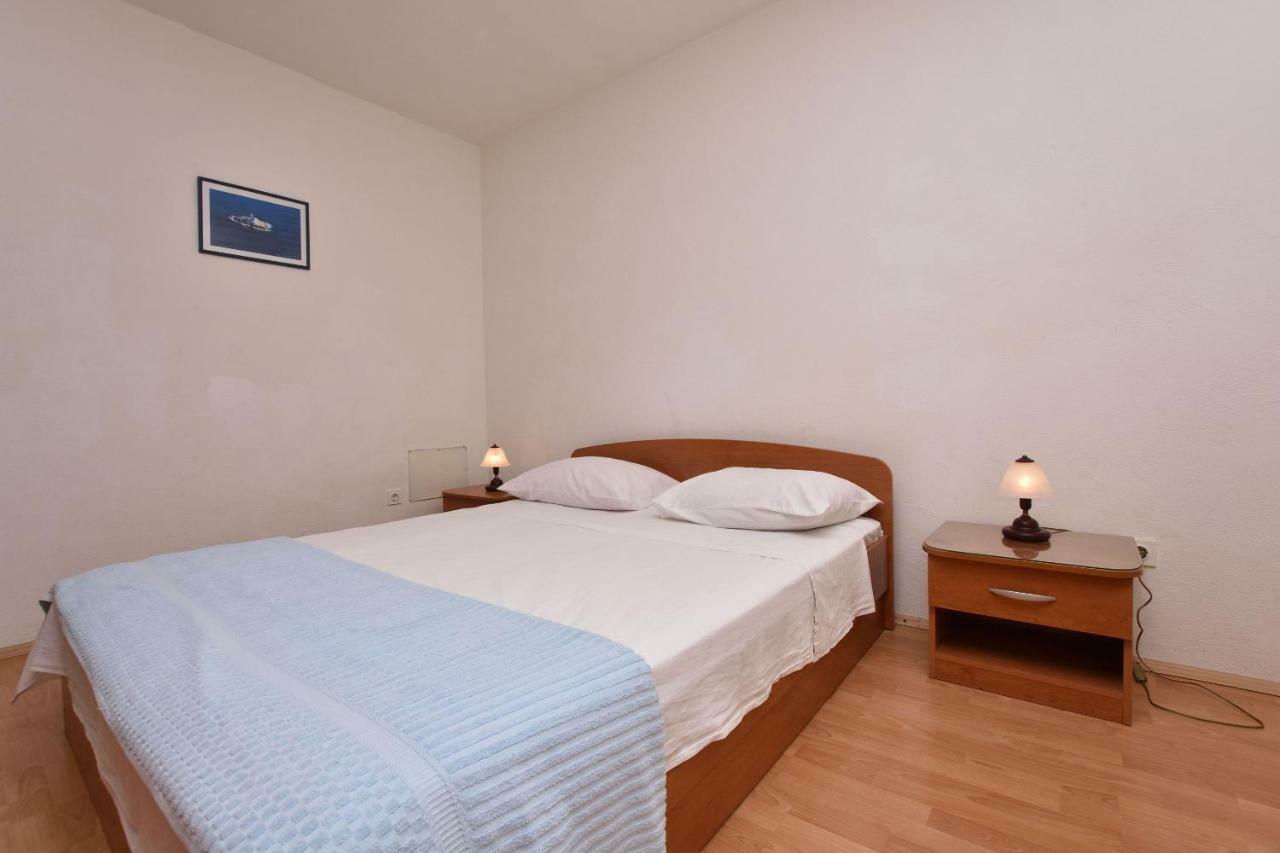 Apartments And Rooms Jakov Primošten Екстериор снимка